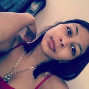 Meet your Posher, Angeline